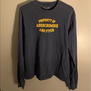 ABERCROMBIE AND FITCH oversized long sleeve tee